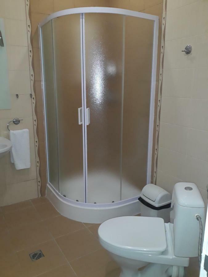 Park Hotel Kiev Luaran gambar