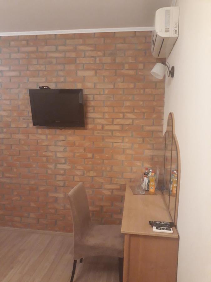 Park Hotel Kiev Luaran gambar