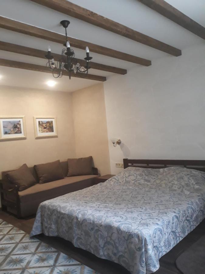Park Hotel Kiev Luaran gambar